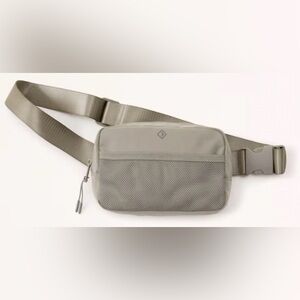 Abercrombie YPB Everywhere Belt Bag Gray NWT